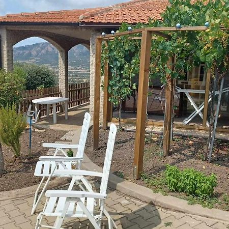 La Casa Nella Natura Villa Perfugas Exterior foto